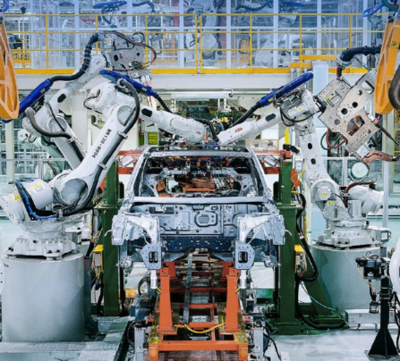 小鹏汽车肇庆智能网联科技产业园获生产资质，正式迈入道路机动车制造新阶段